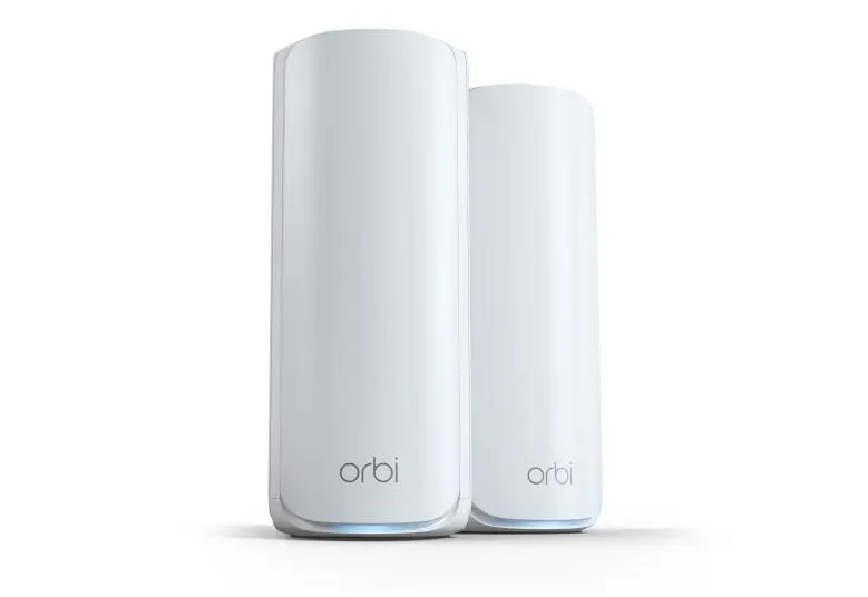 White NETGEAR Orbi 770 router and satellite, tall rounded towers with the orbi wordmark